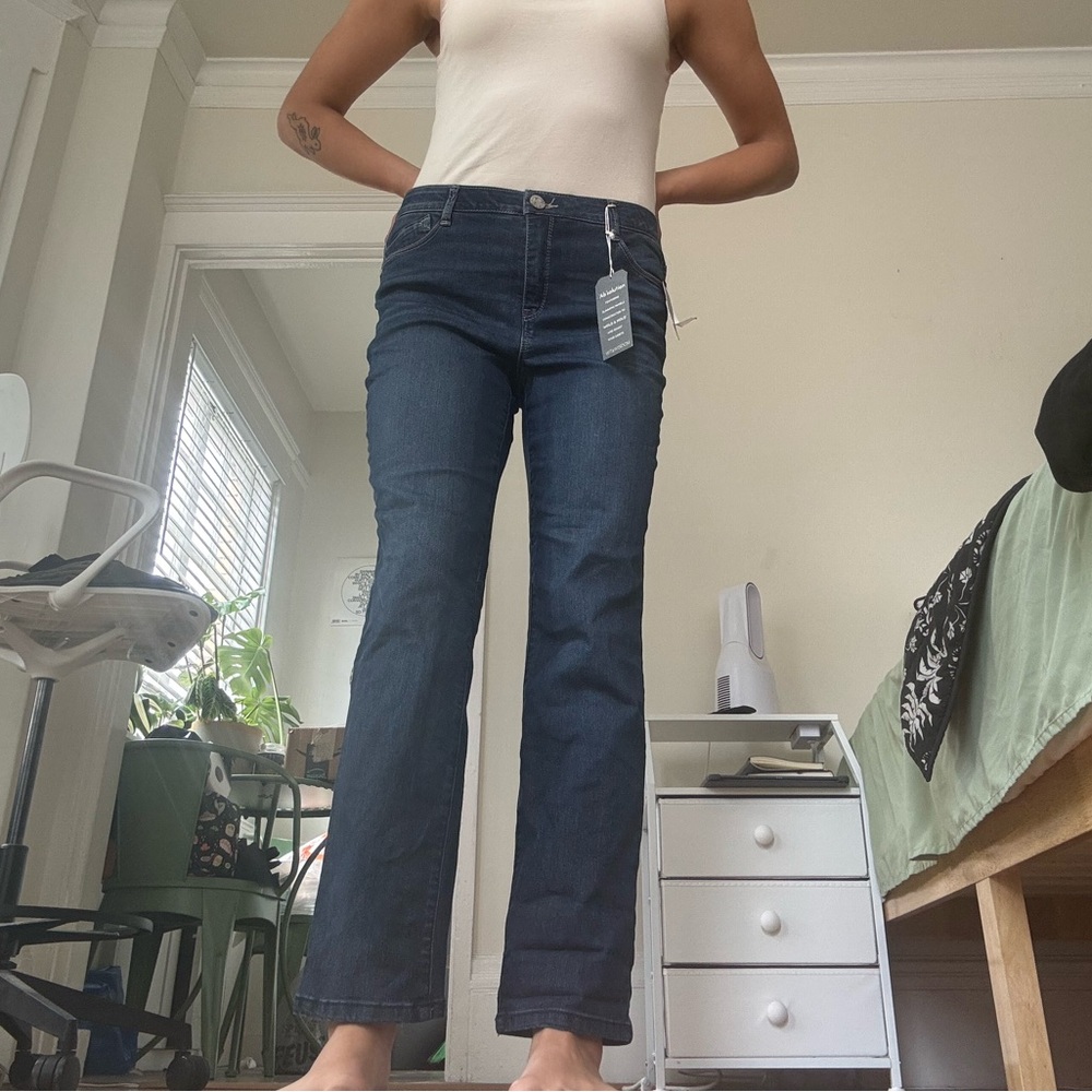 Straight Ankle Jeans